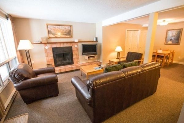 PANORAMA VACATION RETREAT AT HORSETHIEF (Plympton Park)